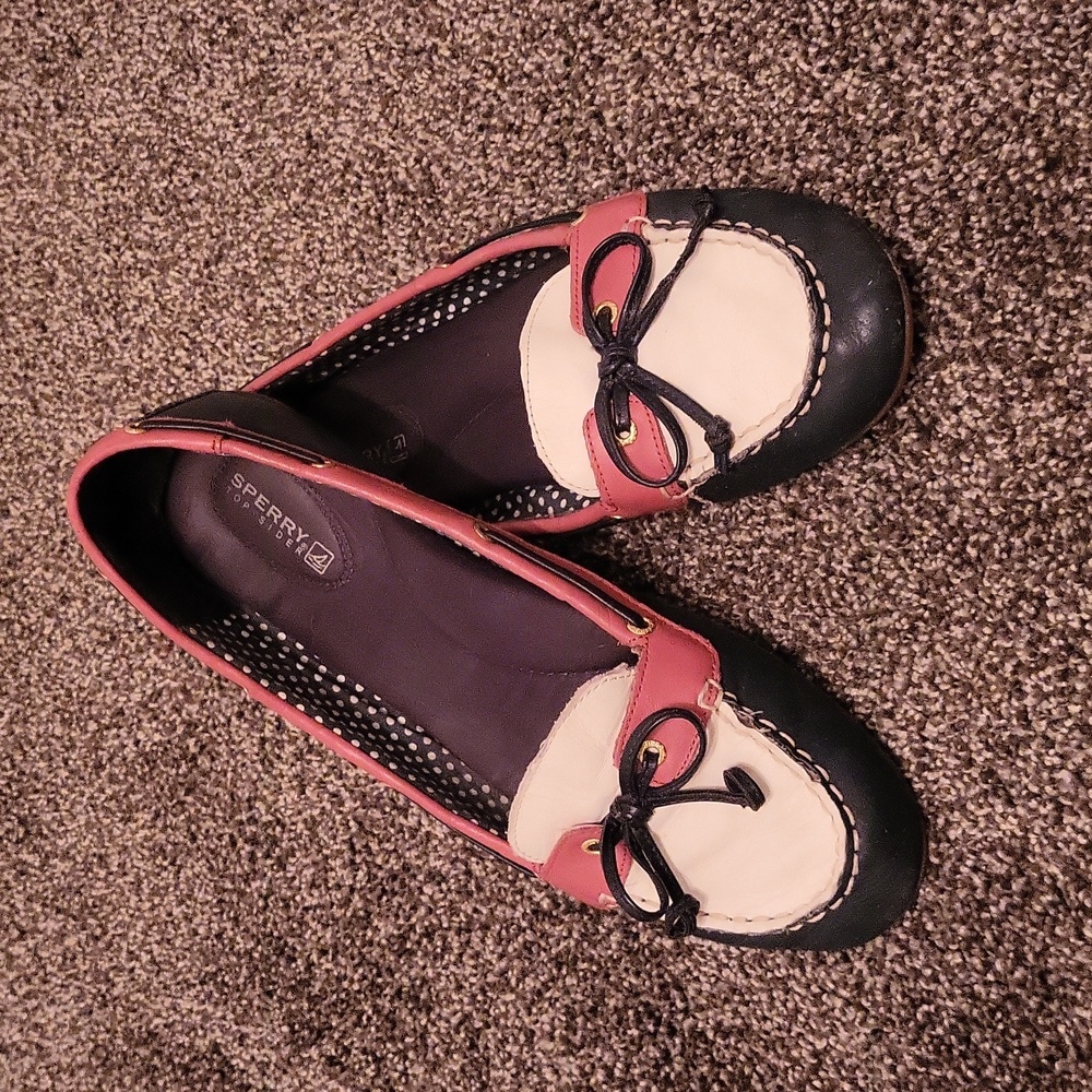 Women's Sperry loafers sz 9.5